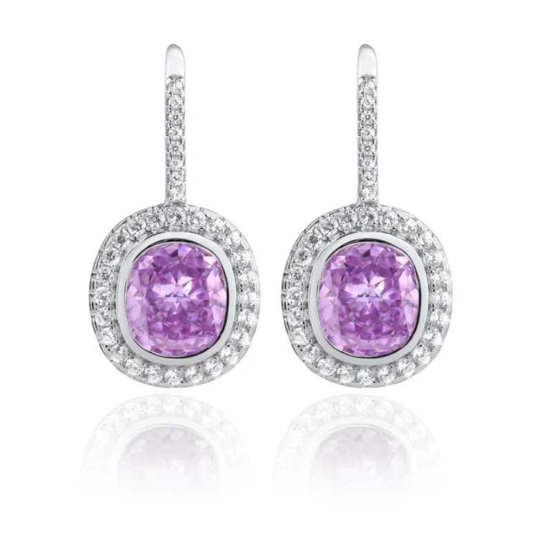 Boucles serties de zirconiums